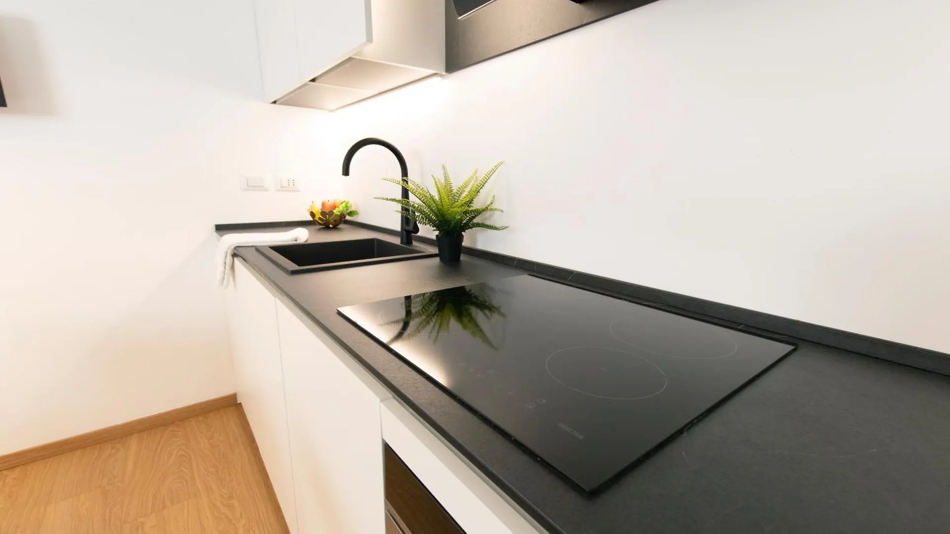 Ihost Apartment - Simonetta 7 Milan
