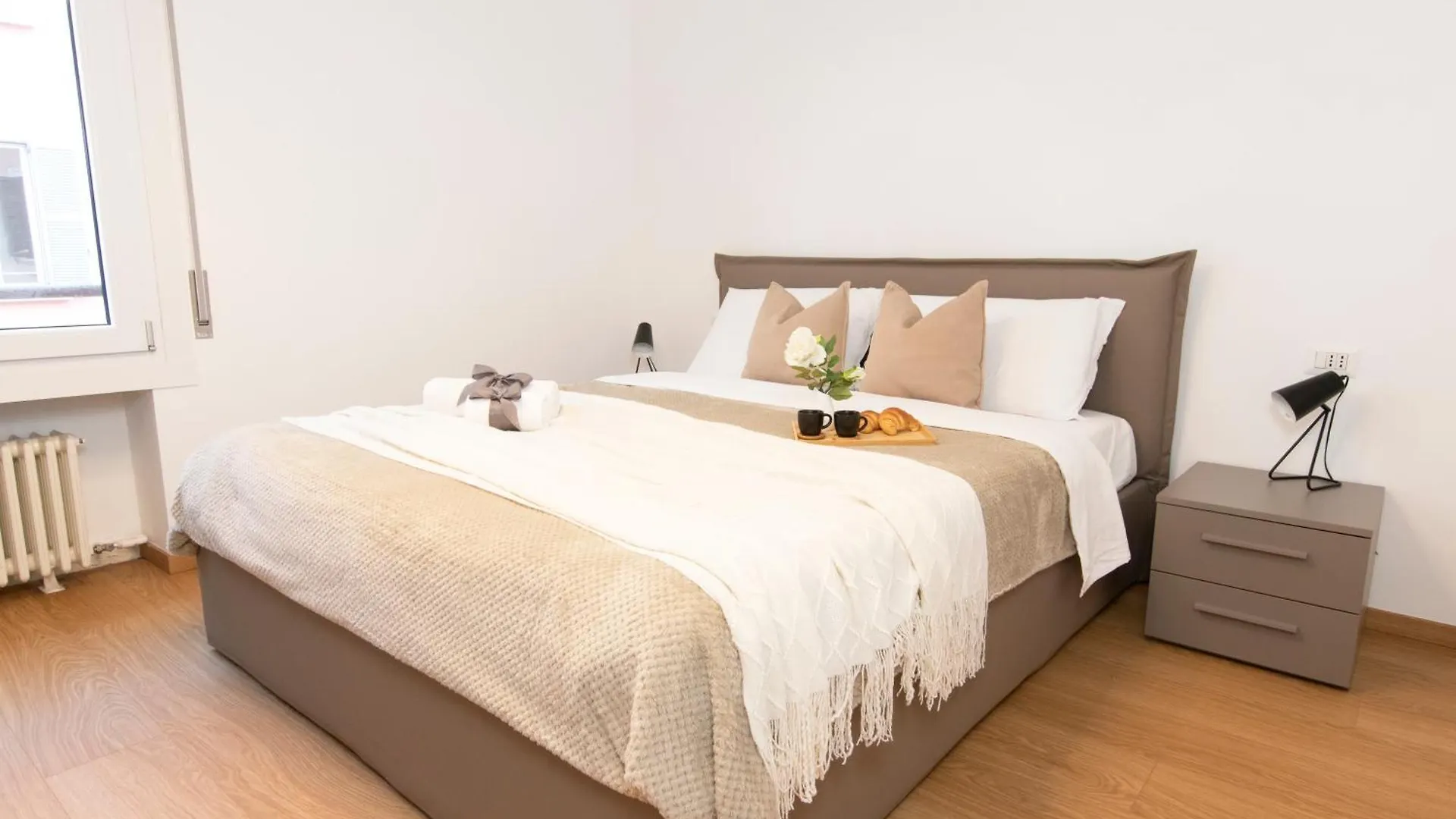 Ihost Apartment - Simonetta 7 ile iletişim